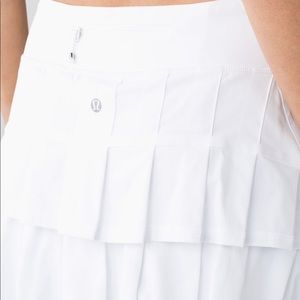 Lululemon Pacesetter Skirt Size 4 Tall White